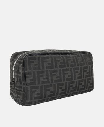 Cosmetic bag