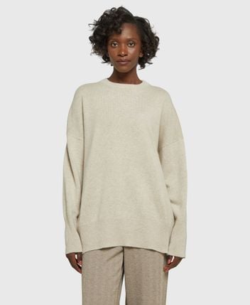 Wool pullover