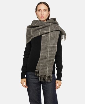 Cashmere scarf