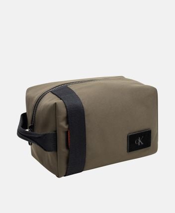 Cosmetic bag