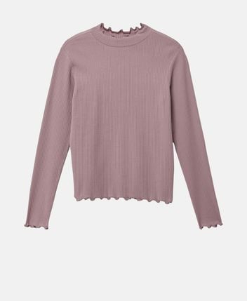 Long-sleeved top