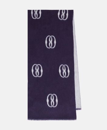 Wool scarf