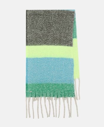 Knitted scarf