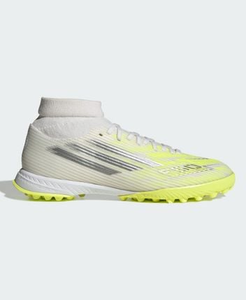 Football boots P3