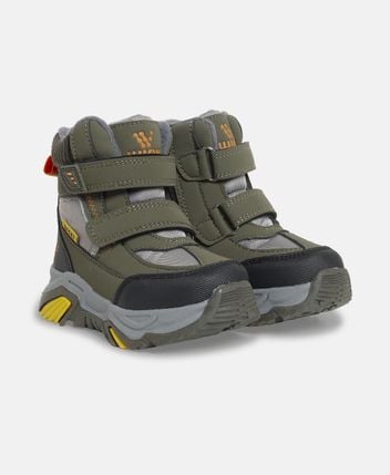 Winter boots