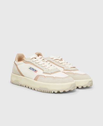 Platform sneakers