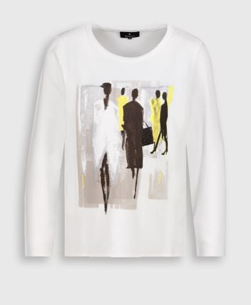 Long-sleeved top
