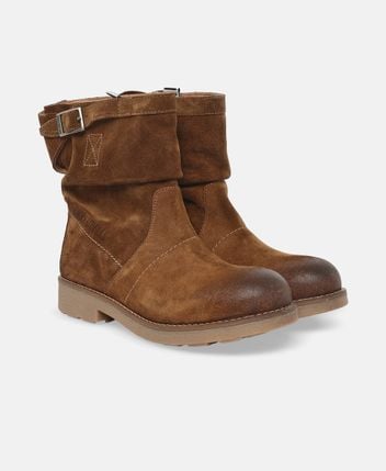Ankle boots