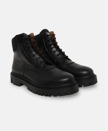 Lace-up ankle boot