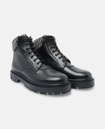 Lace-up ankle boot