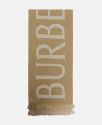 Wool scarf