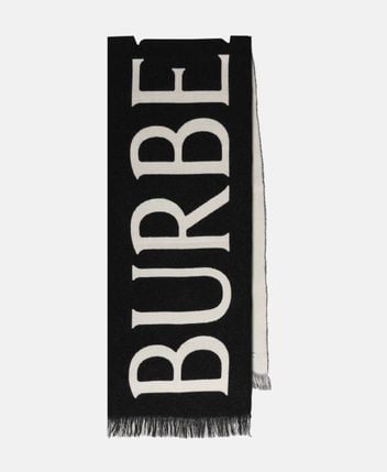 Wool scarf