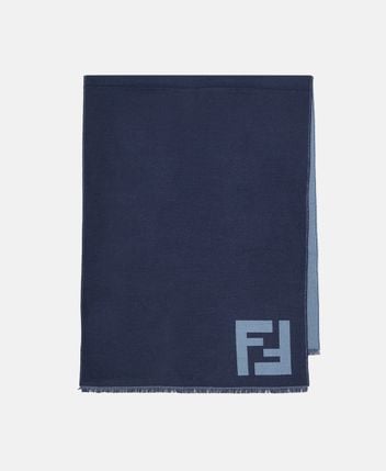 Wool scarf