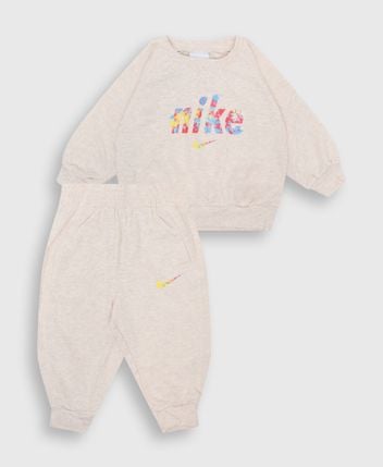 Jogging suit