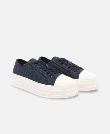 Platform sneakers