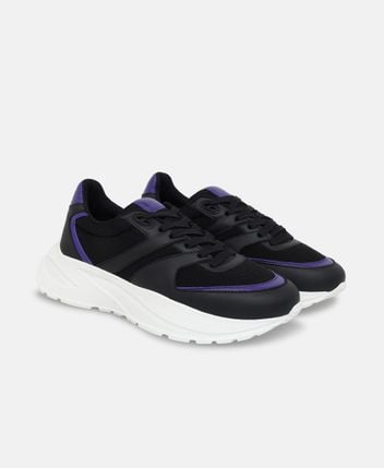 Platform sneakers