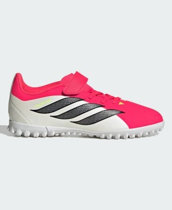 Football boots P4