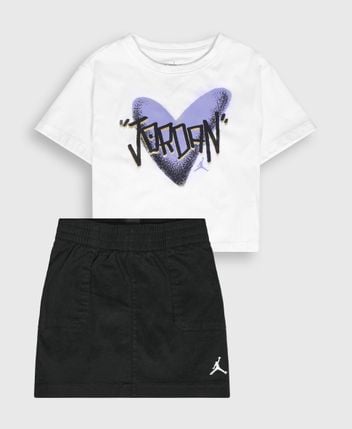 T-shirt and skirt set