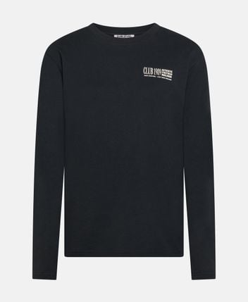 Long-sleeved top