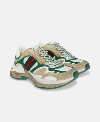 Chunky sneakers