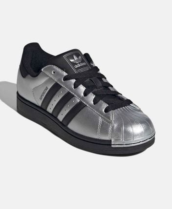 Sneakers Superstar II