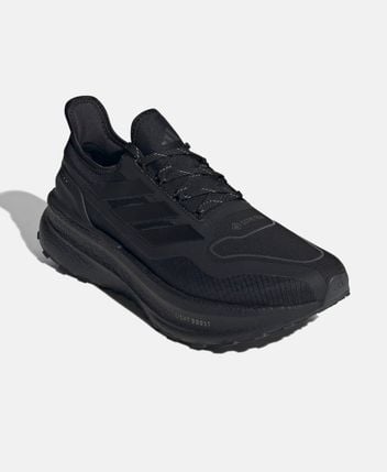 Running shoes Ultraboost 5