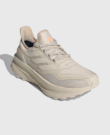 Running shoes Ultraboost 5