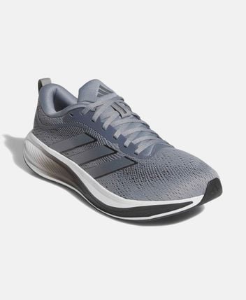 Running shoes Response Pace