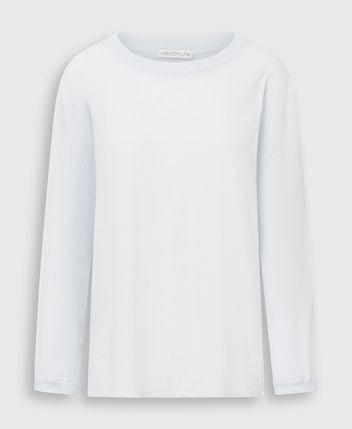 Long-sleeved top