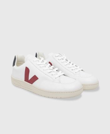 Sneakers V-12