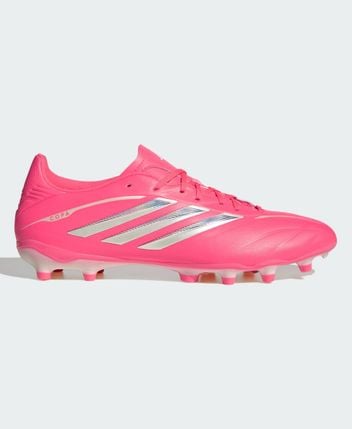 Football boots P3