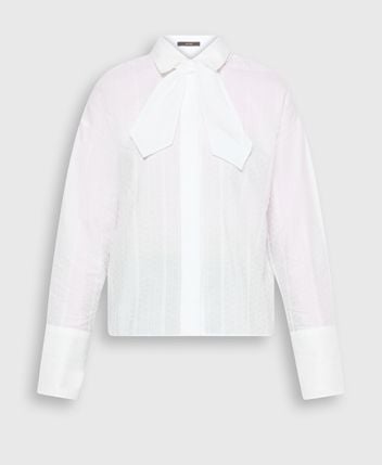 Long-sleeved blouse