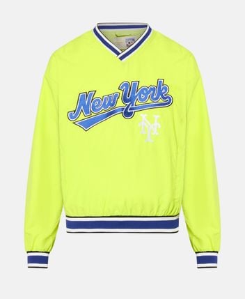 Long-sleeved top