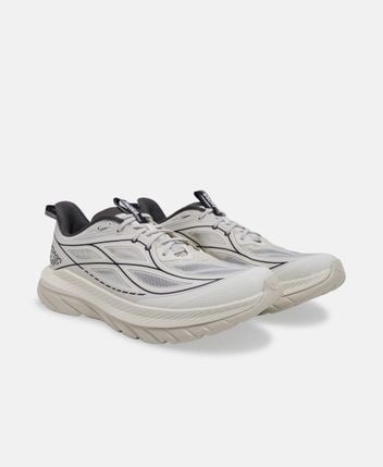 Running shoes Mach Remastered