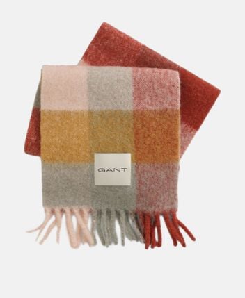 Wool scarf