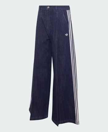 Loose fit jeans