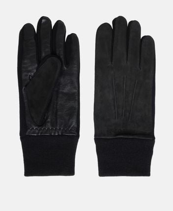 Leather gloves