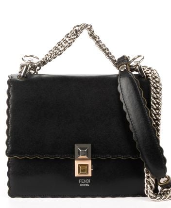 Pre-loved Shoulder bag Kan I