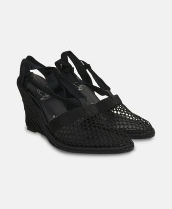 Wedge pumps