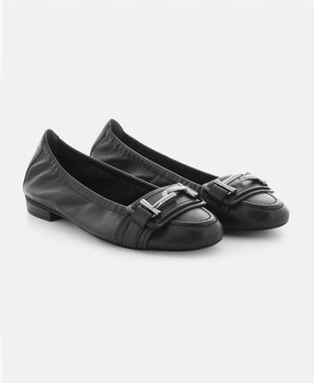 Ballet flats
