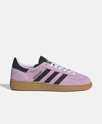 Sneakers Spezial