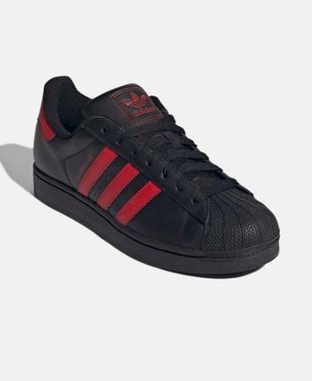 Sneakers Superstar II