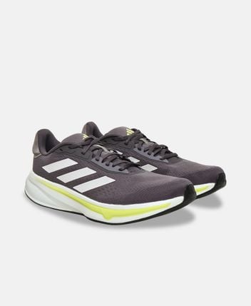 Running shoes Response Super M