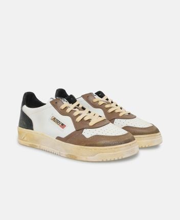 Sneakers Medalist