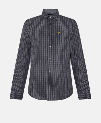 Long-sleeved shirt