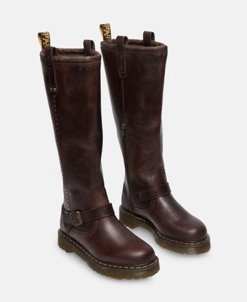 Boots Anistone