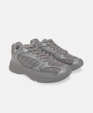 Platform sneakers
