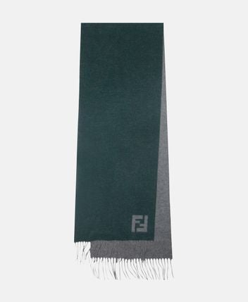 Wool scarf